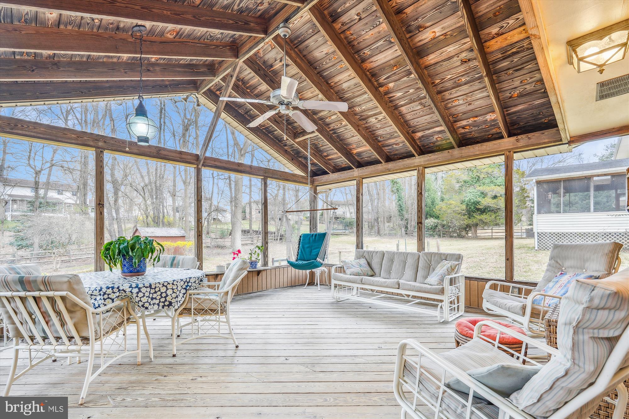 16523 Kipling Road Rockville, MD 20855 - Photo 16 of 50 a living room with furniture