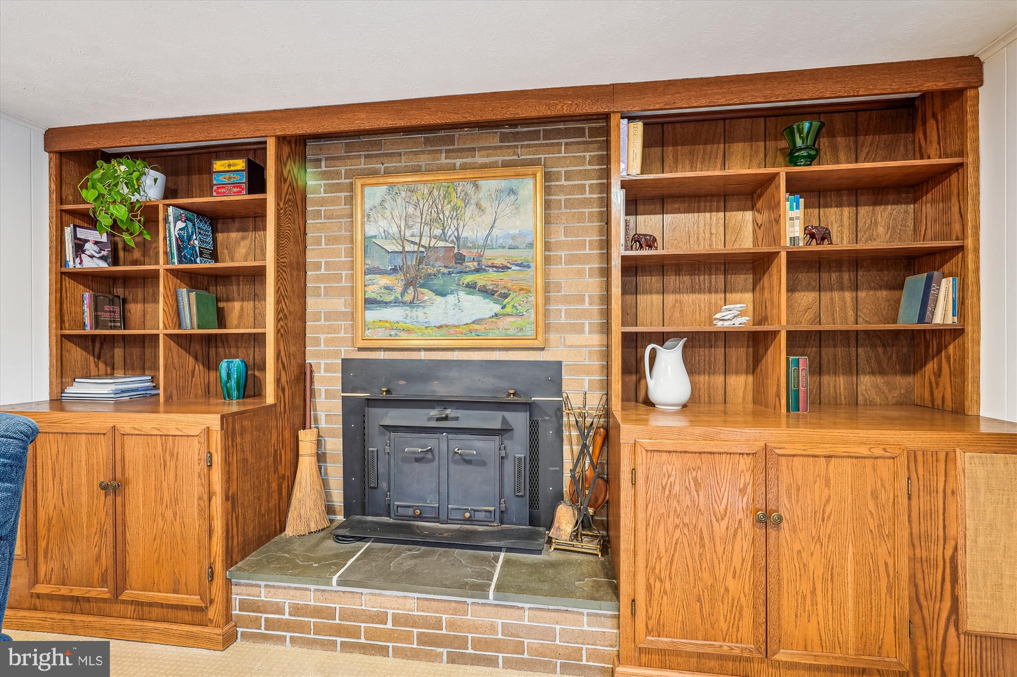 16523 Kipling Road Rockville, MD 20855 - Photo 33 of 50 a view of front door