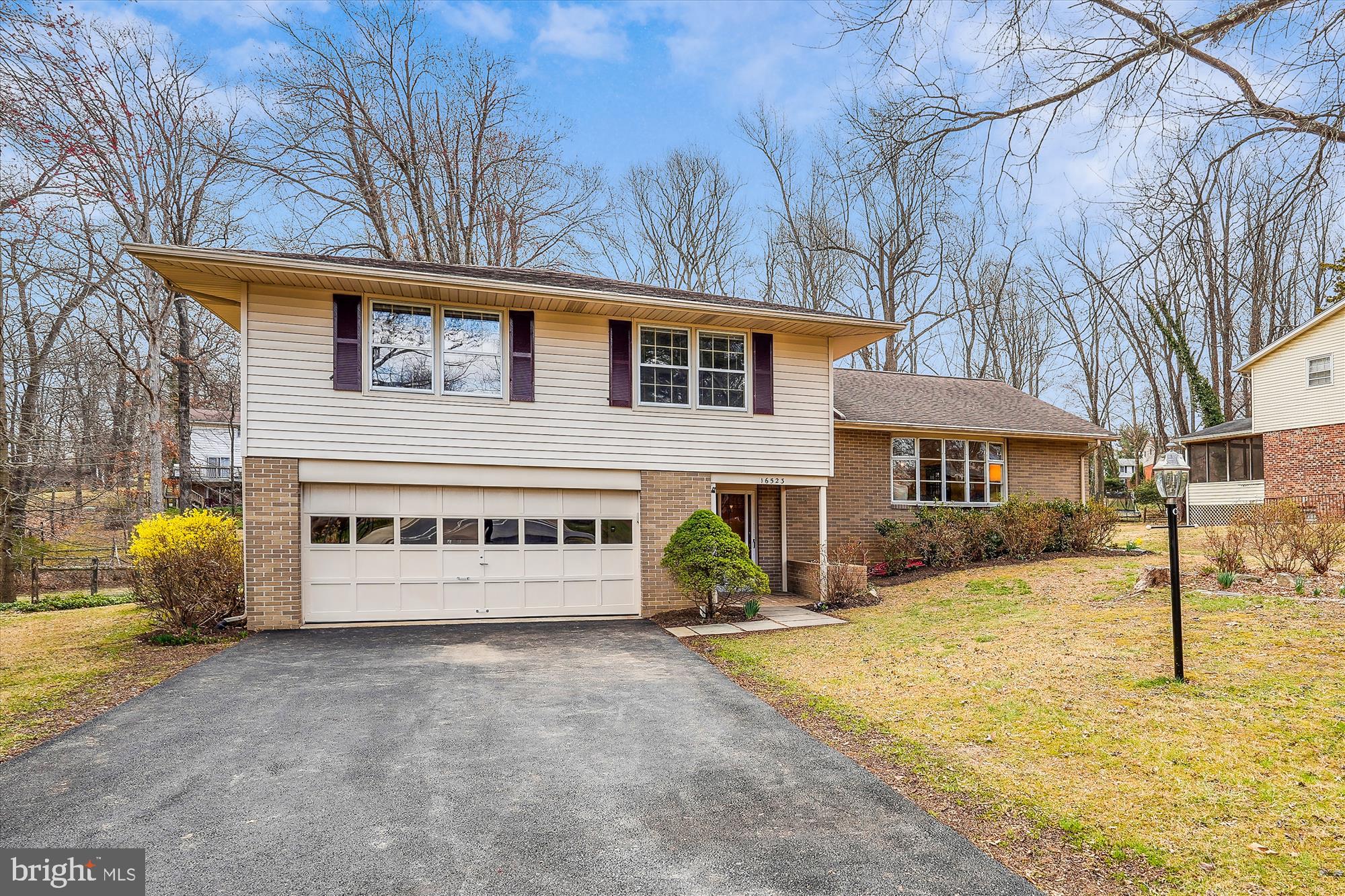 16523 Kipling Road Rockville, MD 20855 - Photo 42 of 50 a sign on the side of a building