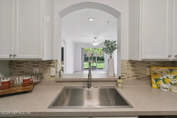 $209,900 | 7990 Baymeadows Road, Unit 201, Jacksonville, FL 32256