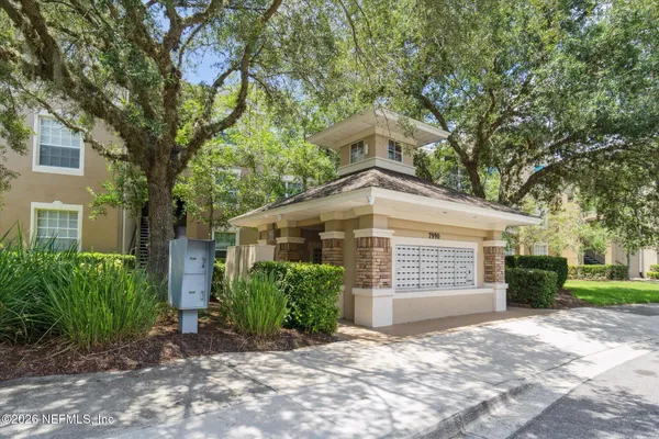 $209,900 | 7990 Baymeadows Road, Unit 201, Jacksonville, FL 32256