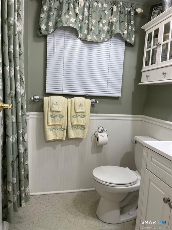 1070 Amity Road Bethany, CT 06524 - Photo 26 of 31
