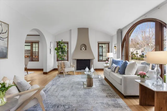 $1,095,000 | 2852 Johnson Avenue, Alameda, CA 94501