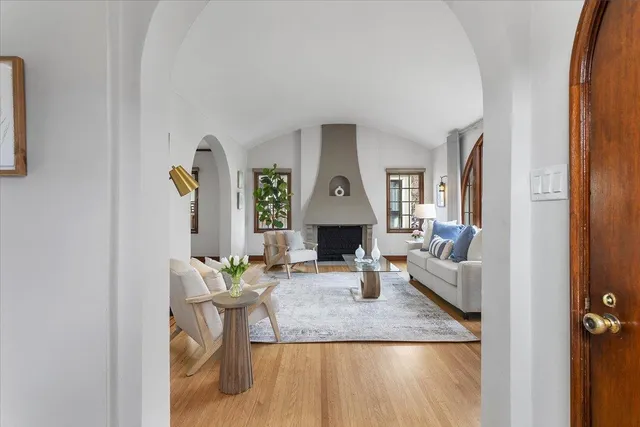 $1,095,000 | 2852 Johnson Avenue, Alameda, CA 94501