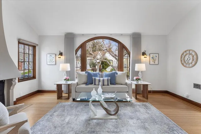 $1,095,000 | 2852 Johnson Avenue, Alameda, CA 94501