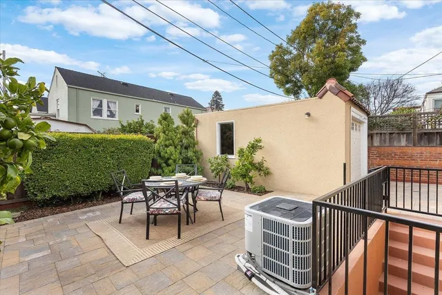 $1,095,000 | 2852 Johnson Avenue, Alameda, CA 94501