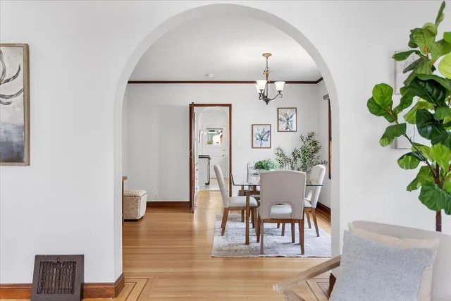 $1,095,000 | 2852 Johnson Avenue, Alameda, CA 94501