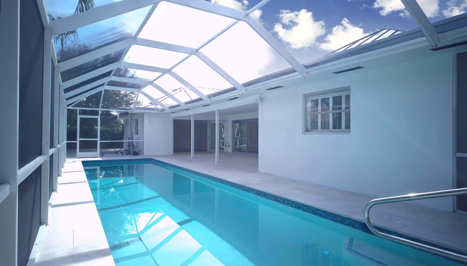 7 Southeast Paddock Circle Jupiter, FL 33469 - Photo 29 of 32 Large Covered Patio