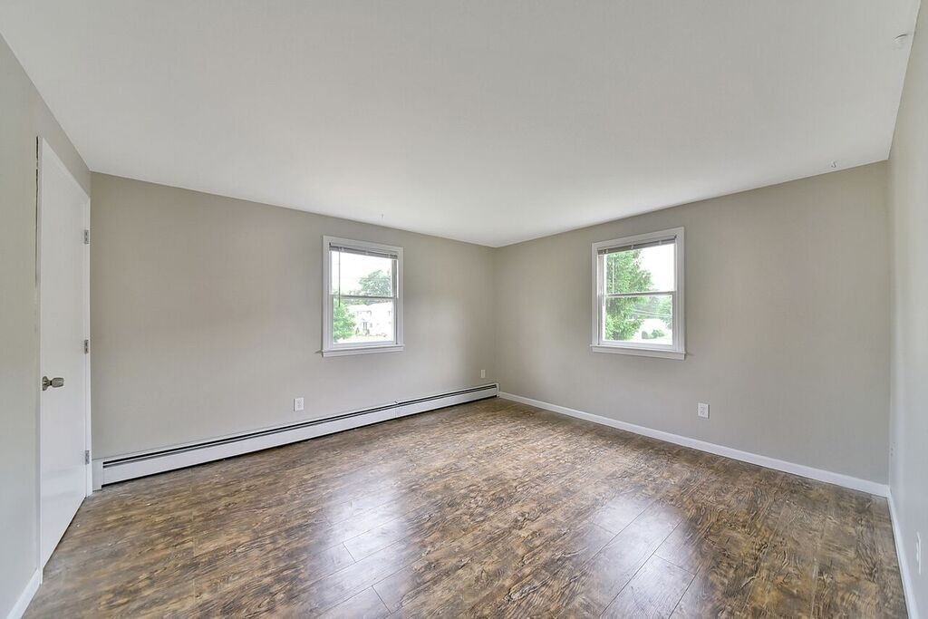 95-97 Kent Road Springfield, MA 01129 - Photo 11 of 25 Gallery Image 11