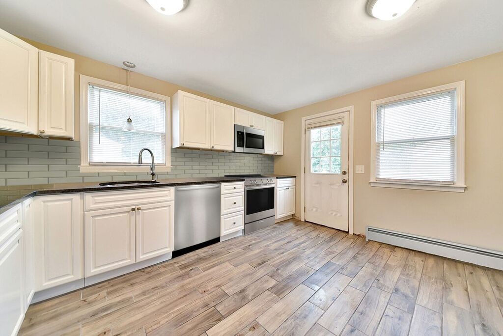 95-97 Kent Road Springfield, MA 01129 - Photo 5 of 25 Gallery Image 5