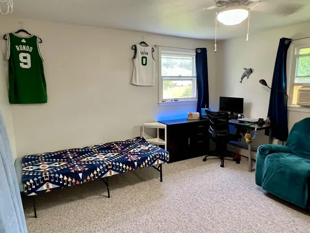 $695,000 | 166 Lakeview Drive, Shelburne, VT 05482