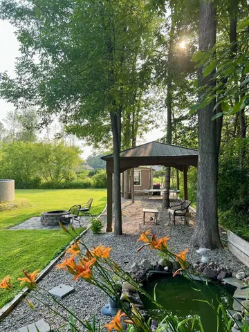 $695,000 | 166 Lakeview Drive, Shelburne, VT 05482