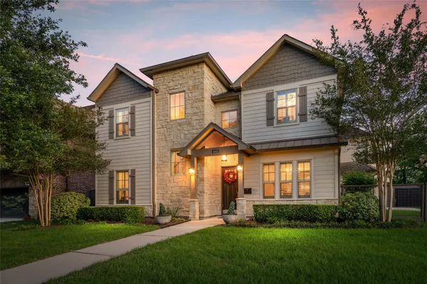 $1,365,000 | 1045 Rosepoint Drive, Houston, TX 77018