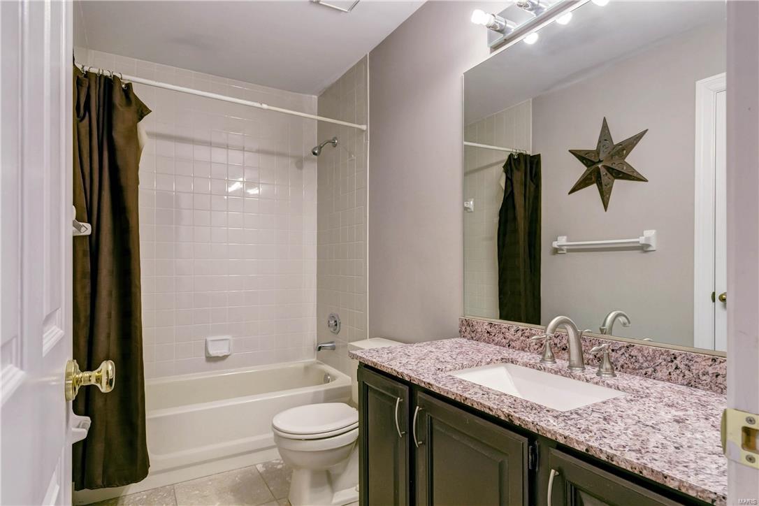 8 Preston Ridge Court Chesterfield, MO 63017 - Photo 25 of 39 Gallery Image 25