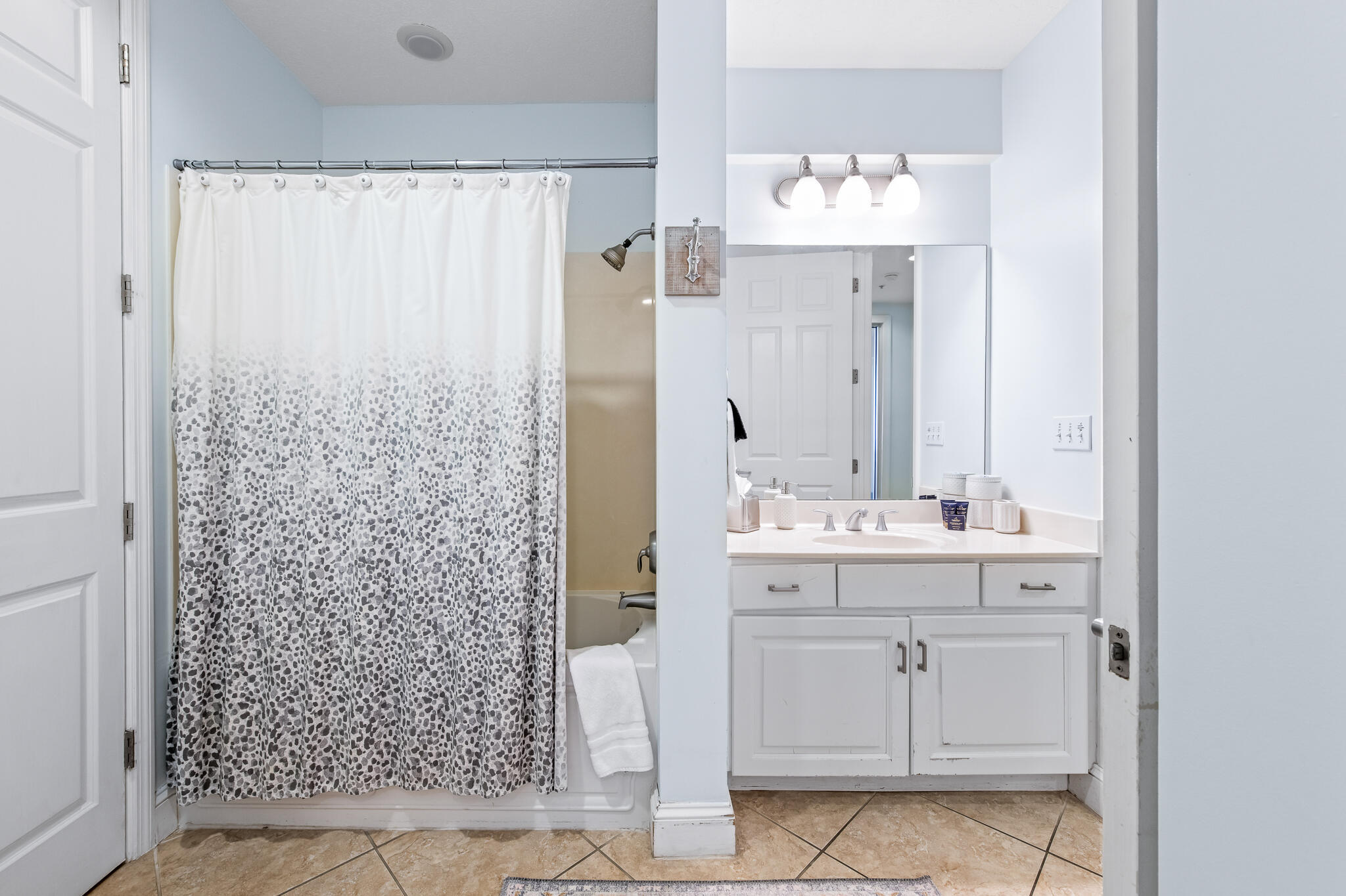 9961 East County Highway 30A, Unit 201 Inlet Beach, FL 32461 - Photo 23 of 32 DSC_0608