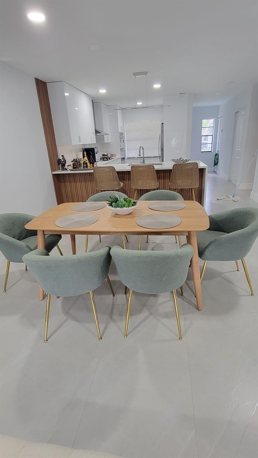 9319 Pecky Cypress Lane, Unit 19D Boca Raton, FL 33428 - Photo 6 of 13 Photo 6