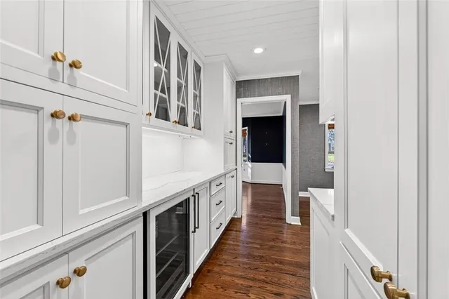 $715,000 | 5509 Norwood Road, Fairway, KS 66205