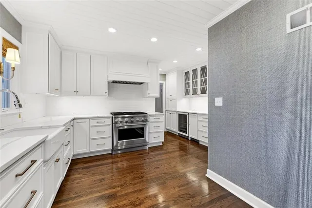 $715,000 | 5509 Norwood Road, Fairway, KS 66205