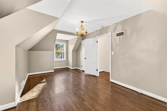 $715,000 | 5509 Norwood Road, Fairway, KS 66205