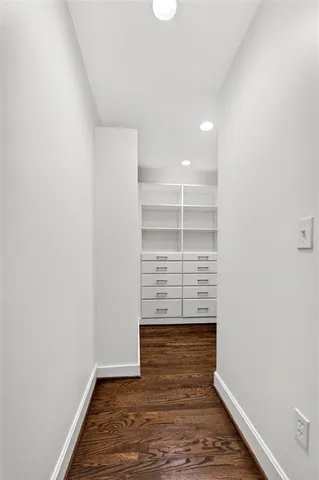 $715,000 | 5509 Norwood Road, Fairway, KS 66205