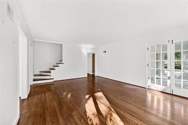 $715,000 | 5509 Norwood Road, Fairway, KS 66205