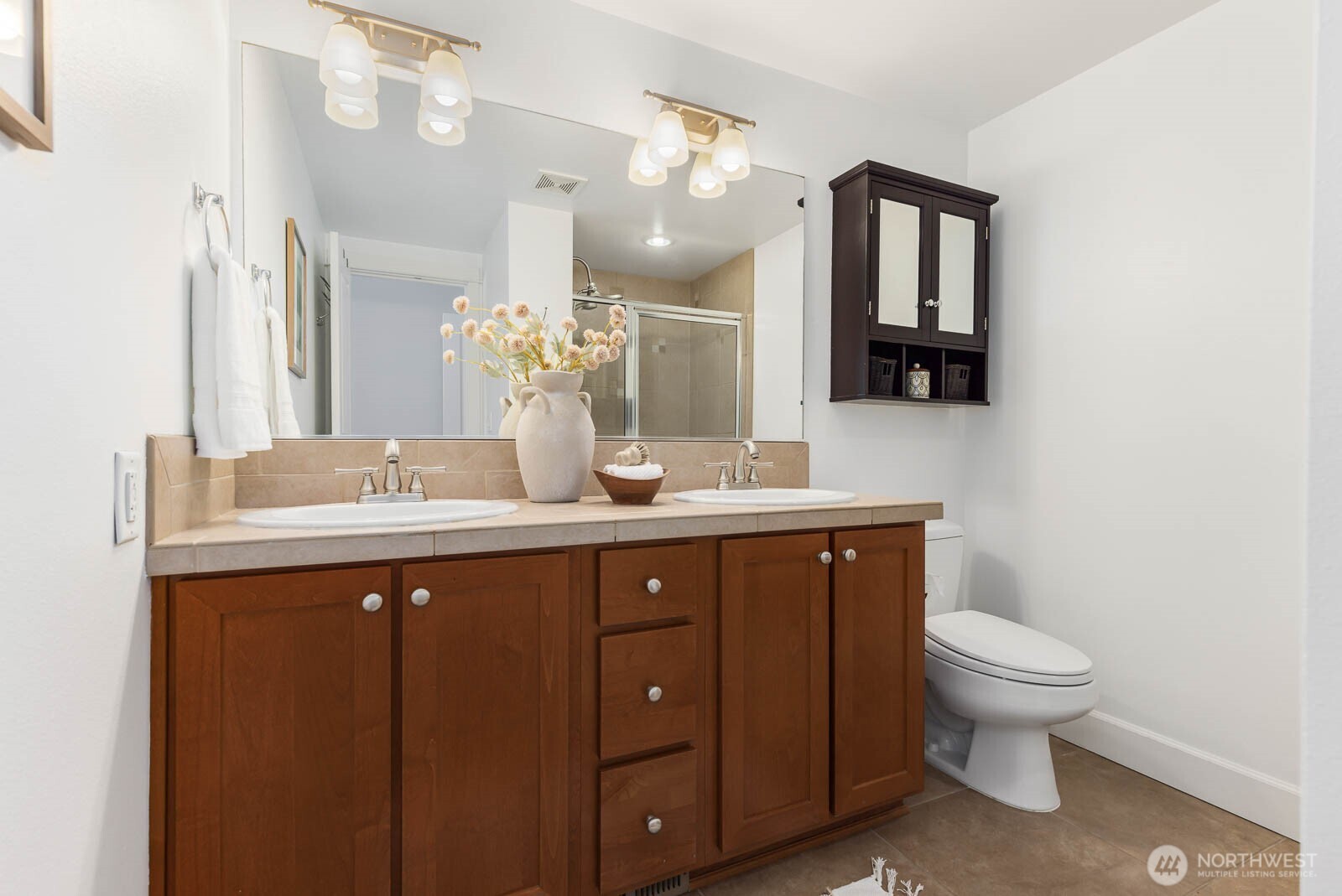 7123 Shinkle Place Southwest Seattle, WA 98106 - Photo 19 of 26