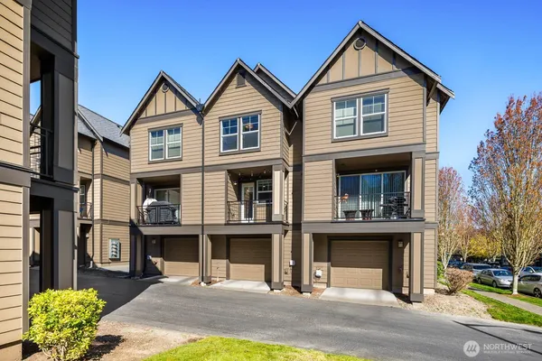 $635,000 | 7123 Shinkle Place Southwest, Seattle, WA 98106