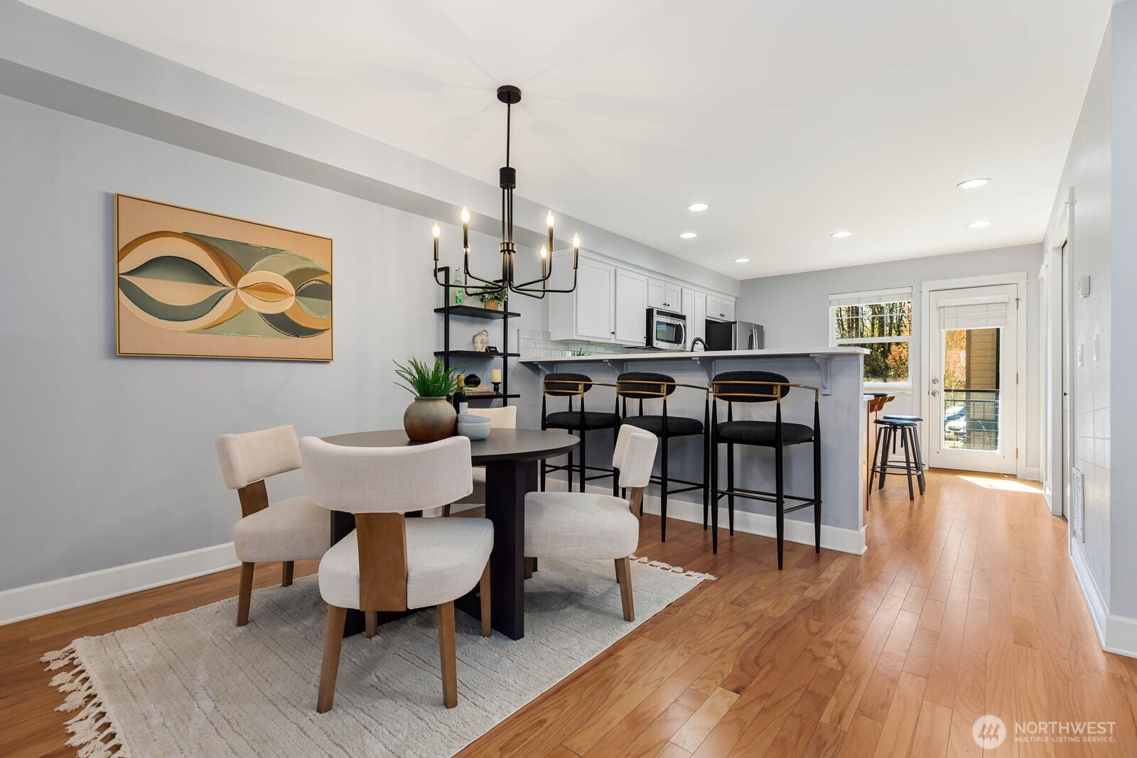 7123 Shinkle Place Southwest Seattle, WA 98106 - Photo 8 of 26