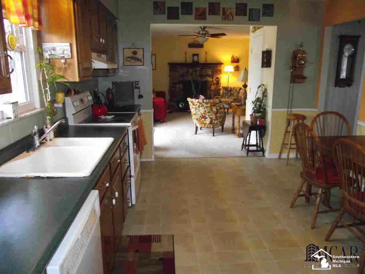 4830 Smith Road Ottawa Lake, MI 49267 - Photo 15 of 24