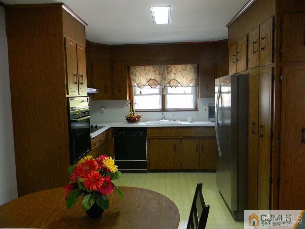 687 Mantoloking Road Brick, NJ 08723 - Photo 5 of 12