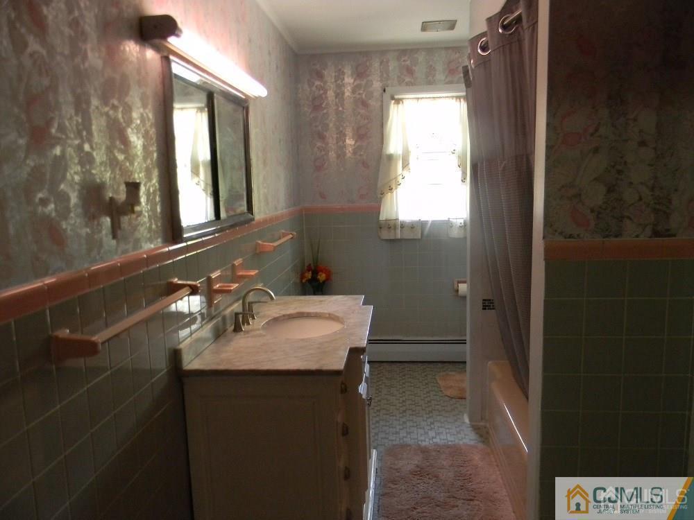 687 Mantoloking Road Brick, NJ 08723 - Photo 10 of 12