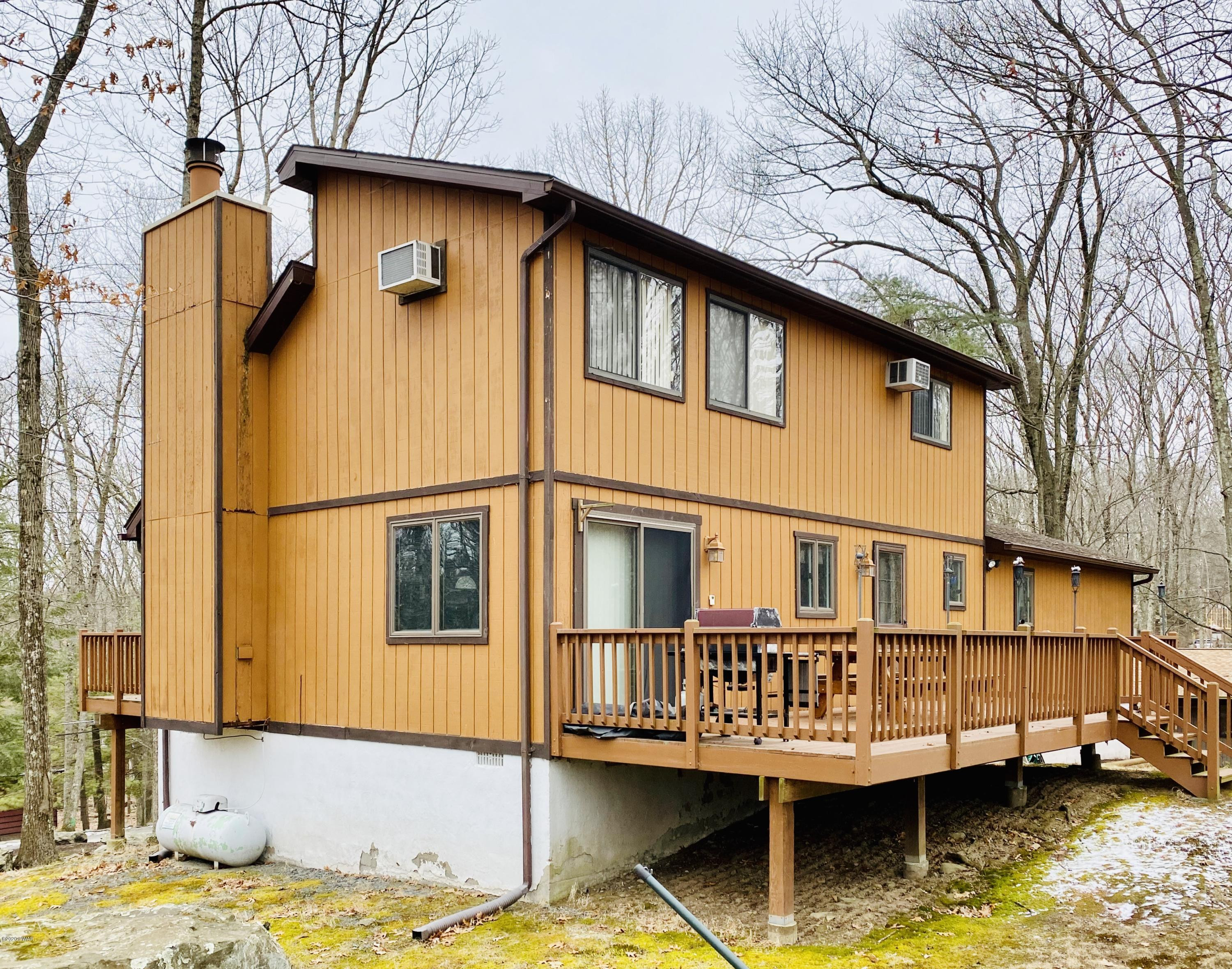 51 Rock Road Lakeville, PA 18438 - Photo 3 of 32 IMG_E8613
