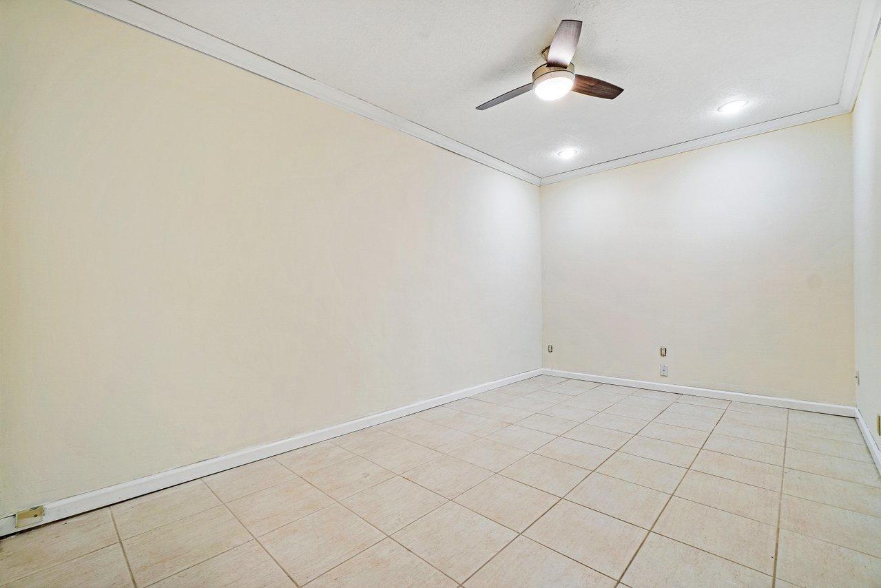 9877 Erica Court Boca Raton, FL 33496 - Photo 19 of 34 11