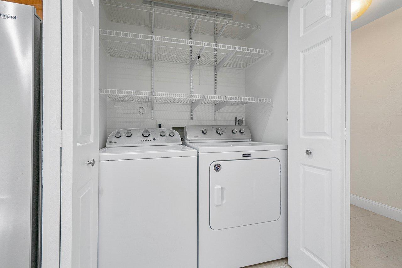9877 Erica Court Boca Raton, FL 33496 - Photo 27 of 34 015-9877EricaCourt-BocaRaton-FL-33496-SM