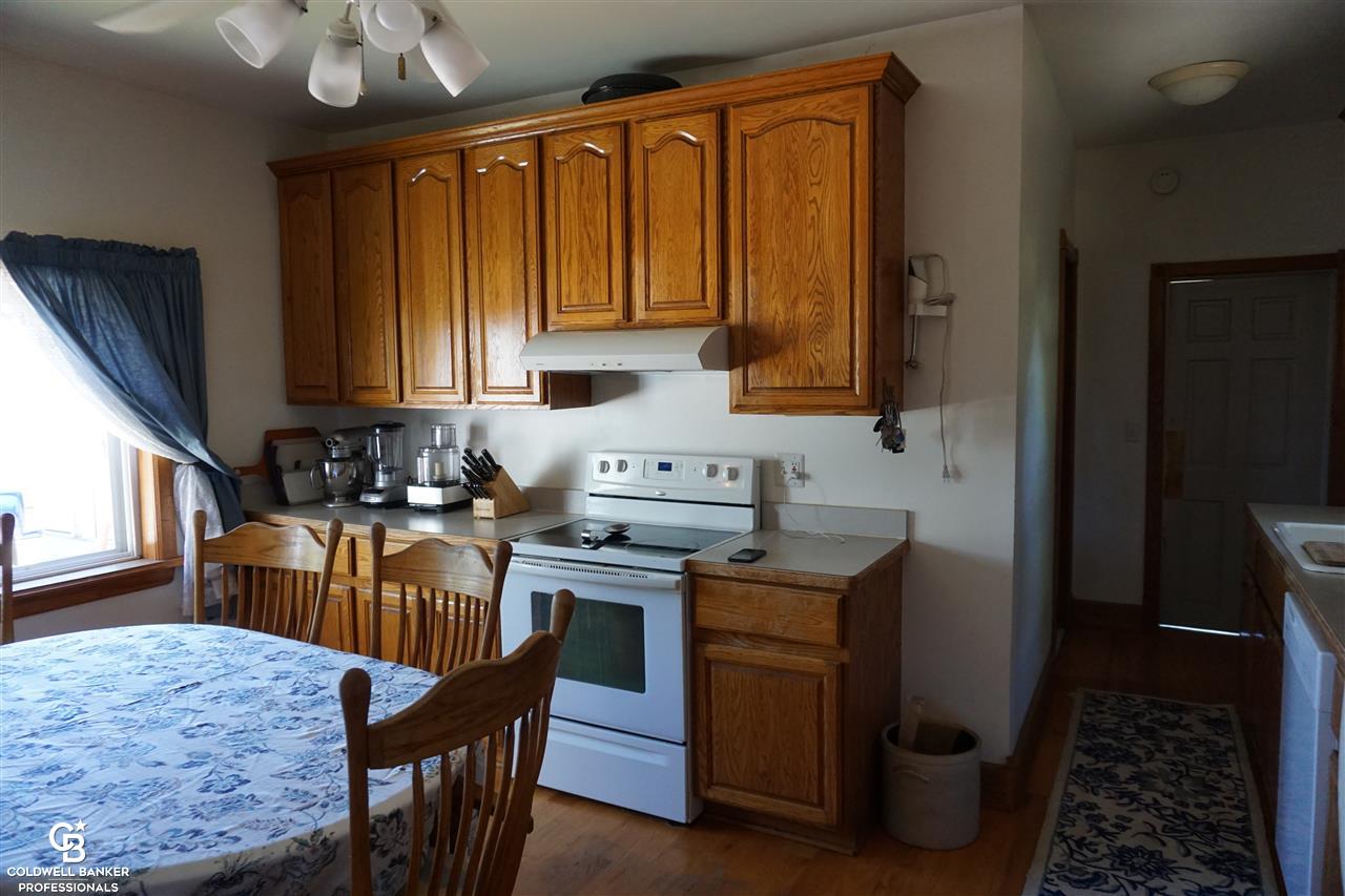 10191 Lindsey Road Casco, MI 48064 - Photo 7 of 51 Kitchen