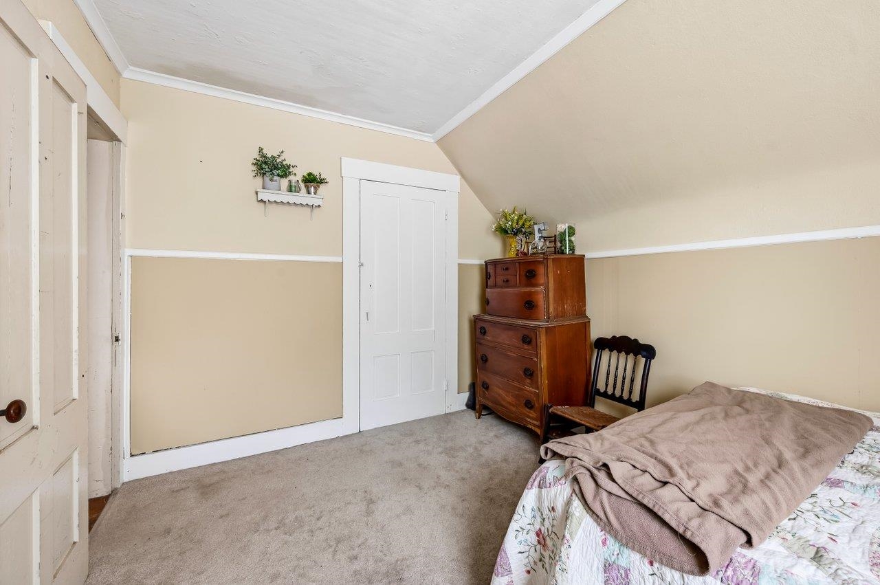 19 Sheridan Avenue Rochester, NH 03867 - Photo 28 of 44