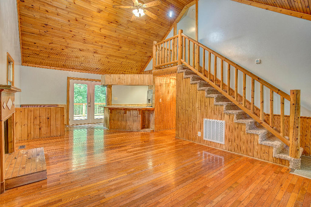 1019 Highway 321 Hampton, TN 37658 - Photo 2 of 26 00