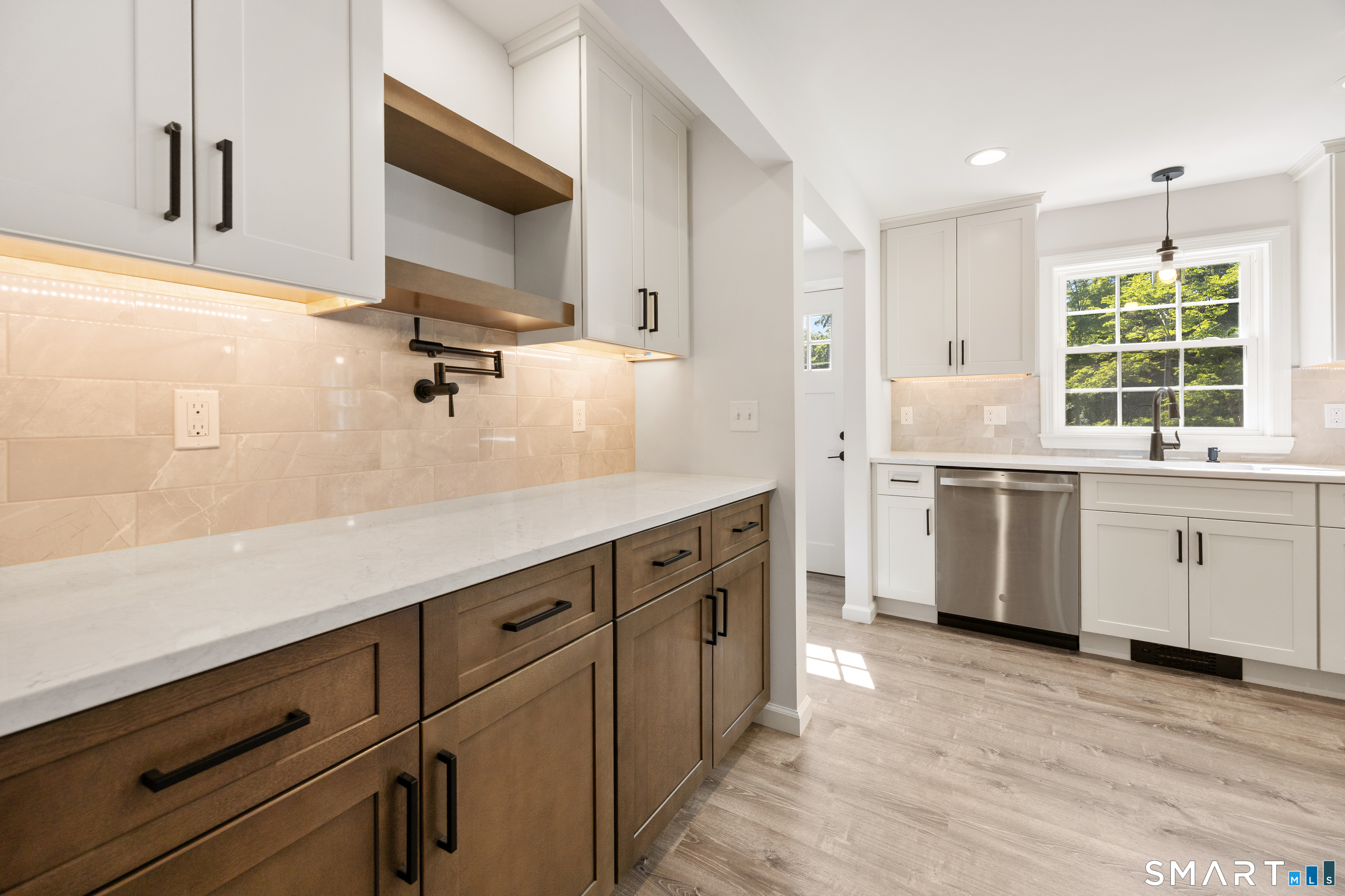 768 North Brooksvale Road Cheshire, CT 06410 - Photo 12 of 39
