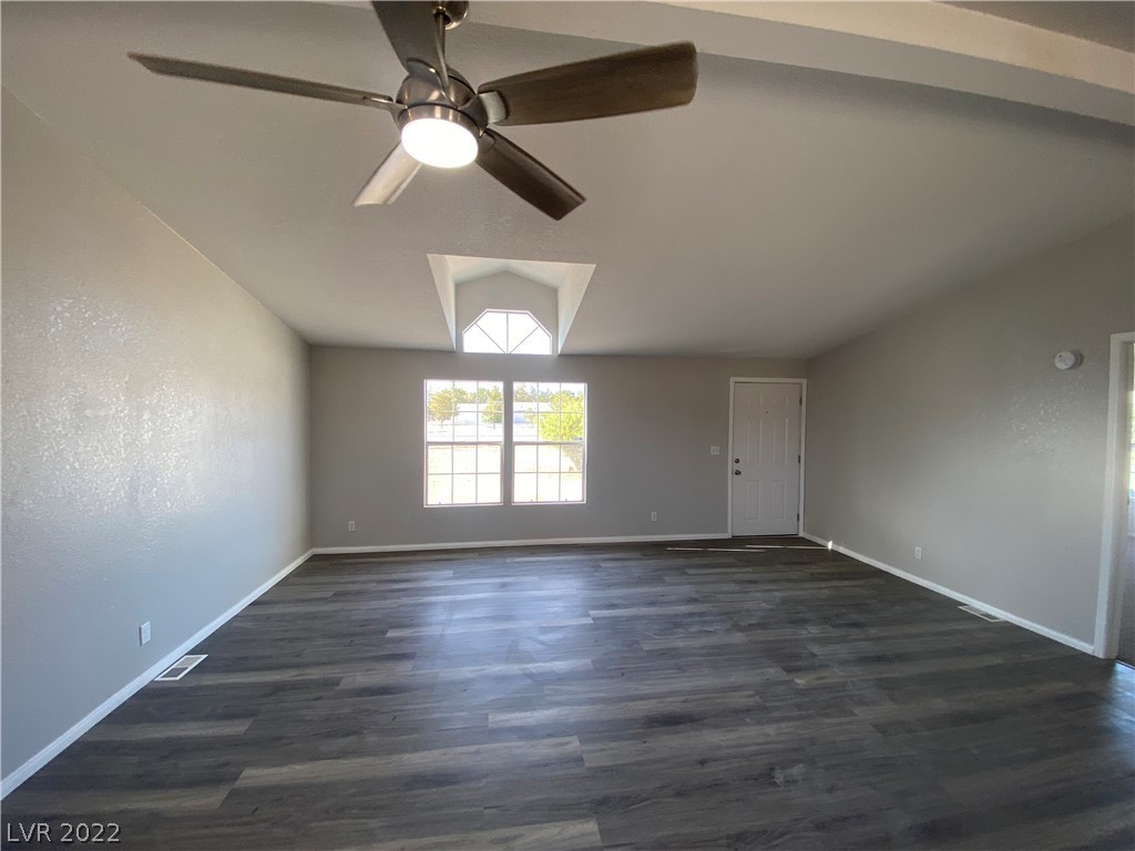 1391 East Gamebird Road Pahrump, NV 89048 - Photo 4 of 26