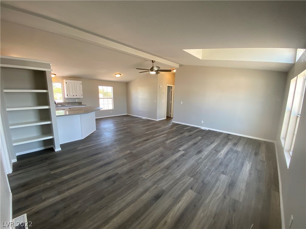 1391 East Gamebird Road Pahrump, NV 89048 - Photo 5 of 26