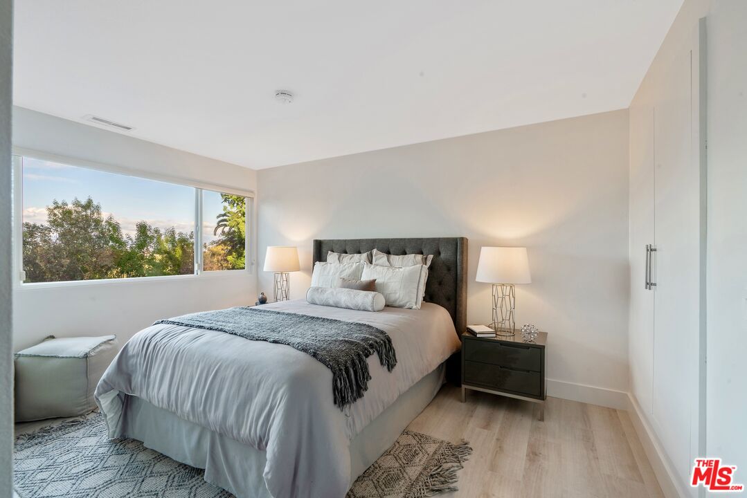 4854 Brewster Drive Tarzana, CA 91356 - Photo 45 of 60