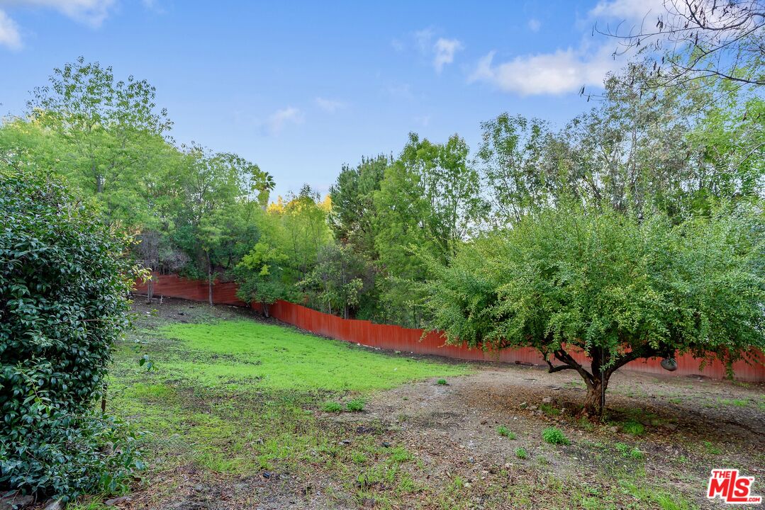 4854 Brewster Drive Tarzana, CA 91356 - Photo 59 of 60