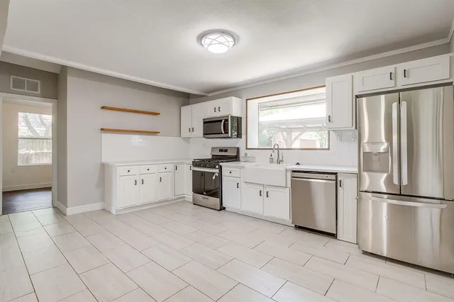 $255,000 | 507 North Buffalo Street, Cleburne, TX 76033