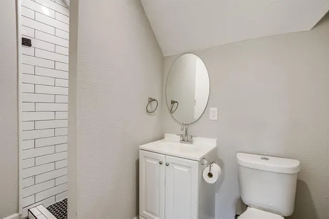 $255,000 | 507 North Buffalo Street, Cleburne, TX 76033