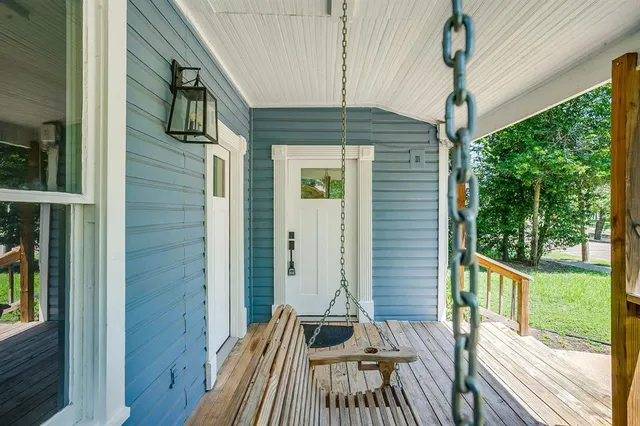 $255,000 | 507 North Buffalo Street, Cleburne, TX 76033