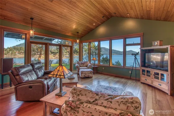 $3,450,000 | 69 Myer's Orcas Island, Orcas Island, WA 98245