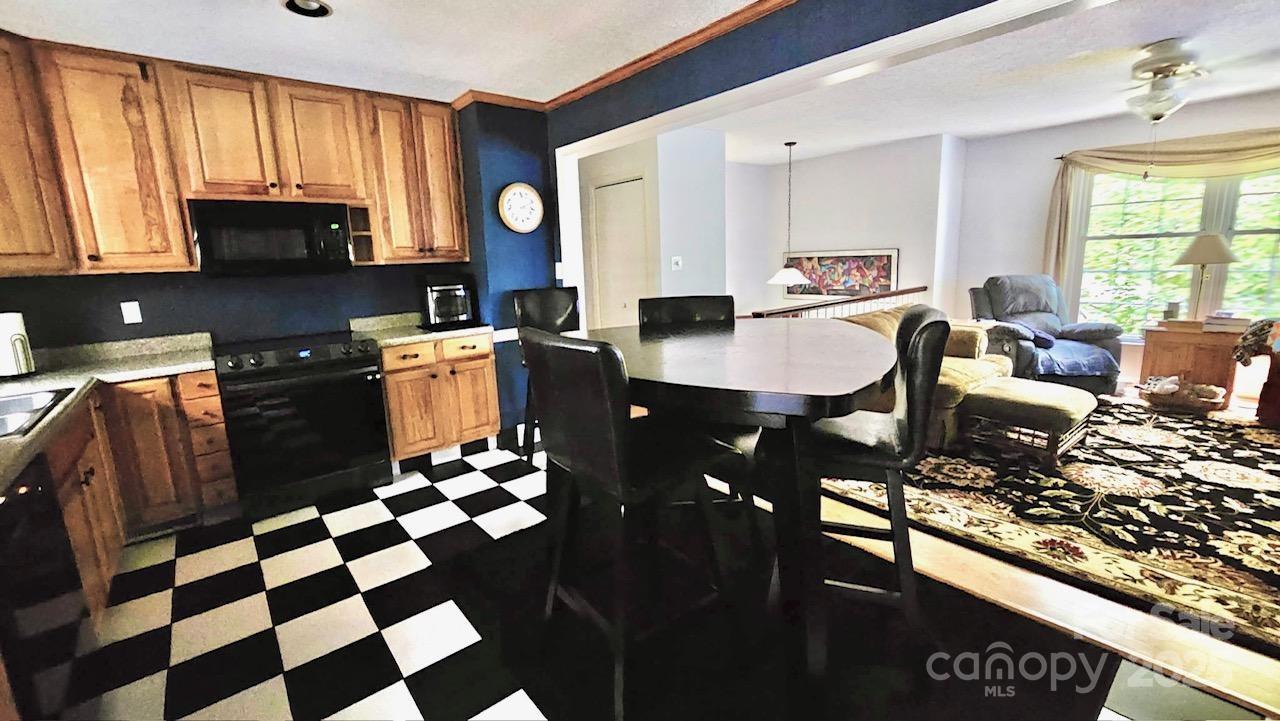 10841 Flat Iron Road Charlotte, NC 28226 - Photo 11 of 45