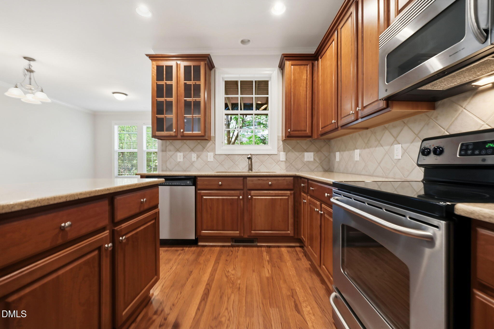 3106 Hudson Hill Lane Raleigh, NC 27612 - Photo 12 of 42 15-web-or-mls-IMG_9681