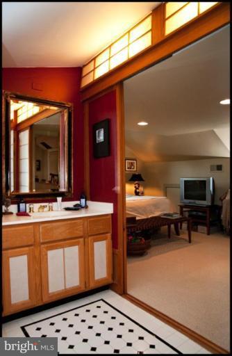 9411 Garwood Street Silver Spring, MD 20901 - Photo 16 of 30 Master Bath