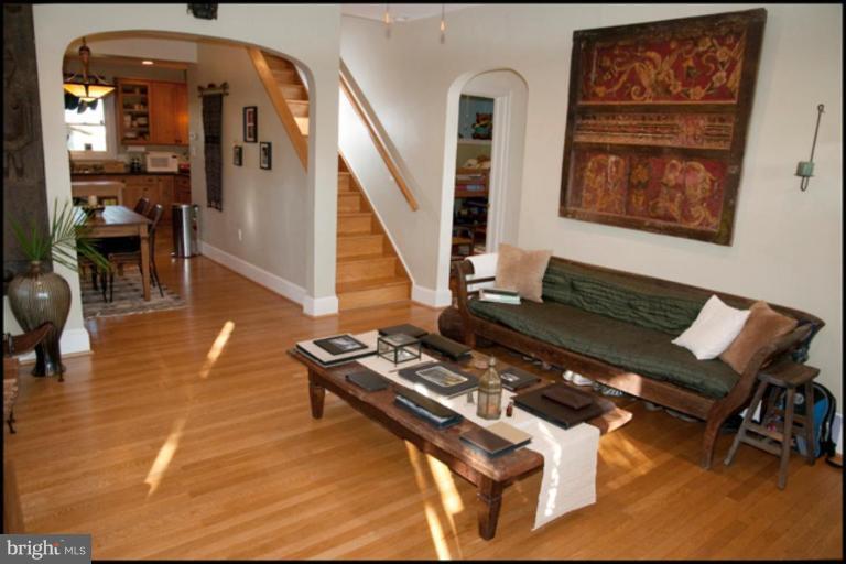 9411 Garwood Street Silver Spring, MD 20901 - Photo 4 of 30 Living Room #2